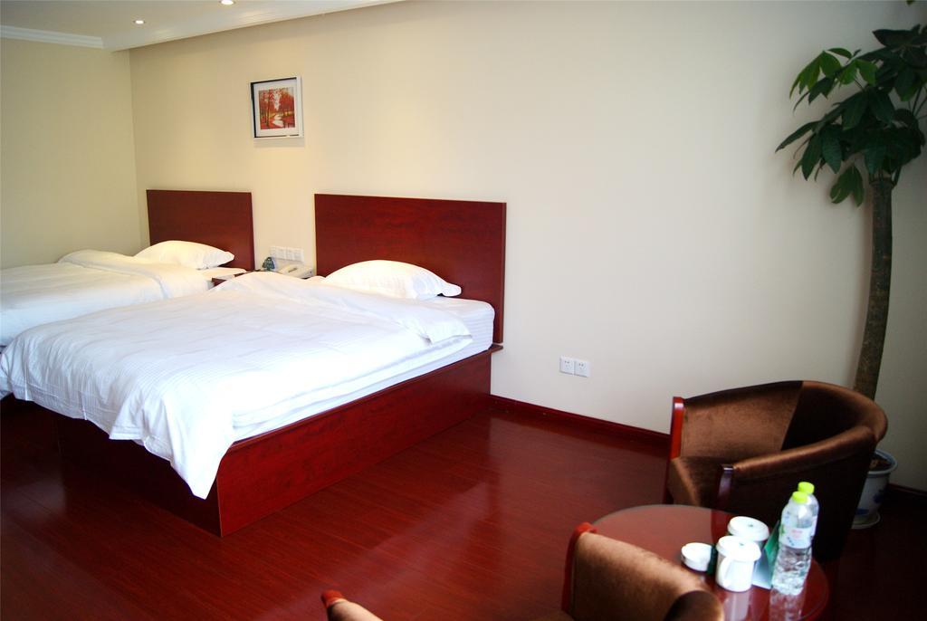 Greentree Inn Hainan Haikou Hainan College Of Vocation And Technique Jinniu Road Business Hotel المظهر الخارجي الصورة