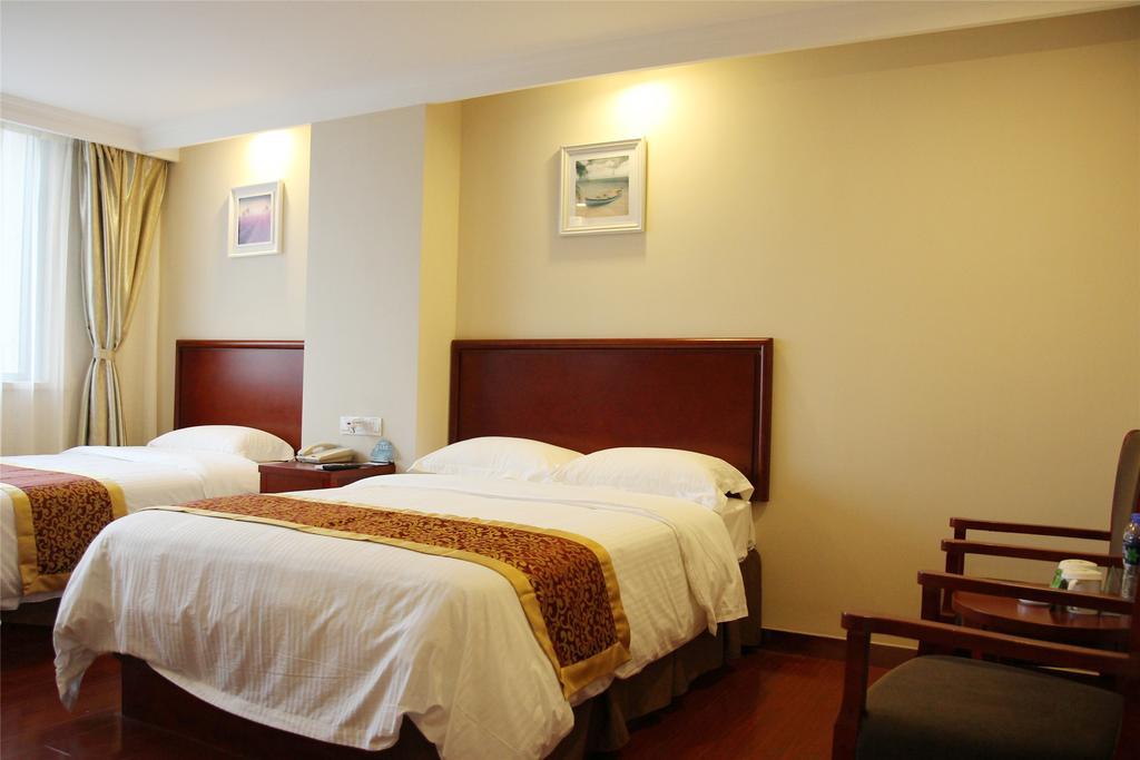 Greentree Inn Hainan Haikou Hainan College Of Vocation And Technique Jinniu Road Business Hotel المظهر الخارجي الصورة